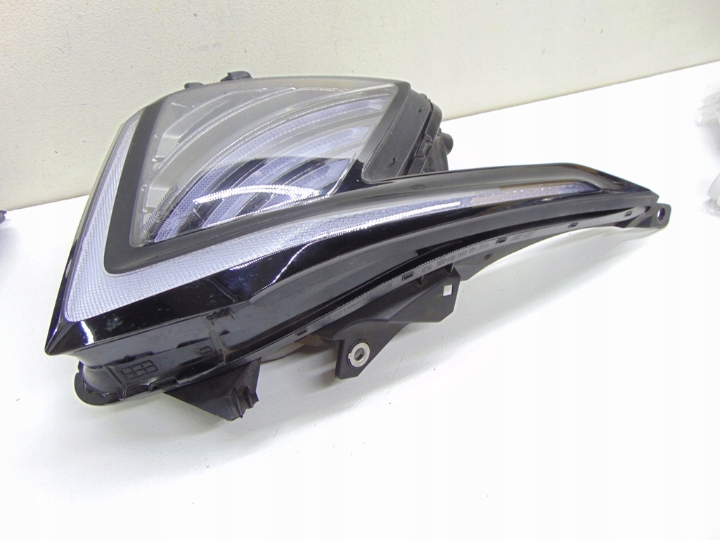 фото №7, Kia sportage v лампа правый перед full led