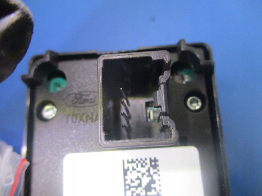 фото №6, Ford fiesta mk7 5d panelwłączniki вікон перед na 2 скло