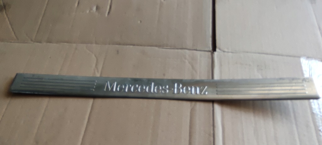 фото №1, Молдинг поріг перед лівий mercedes w212