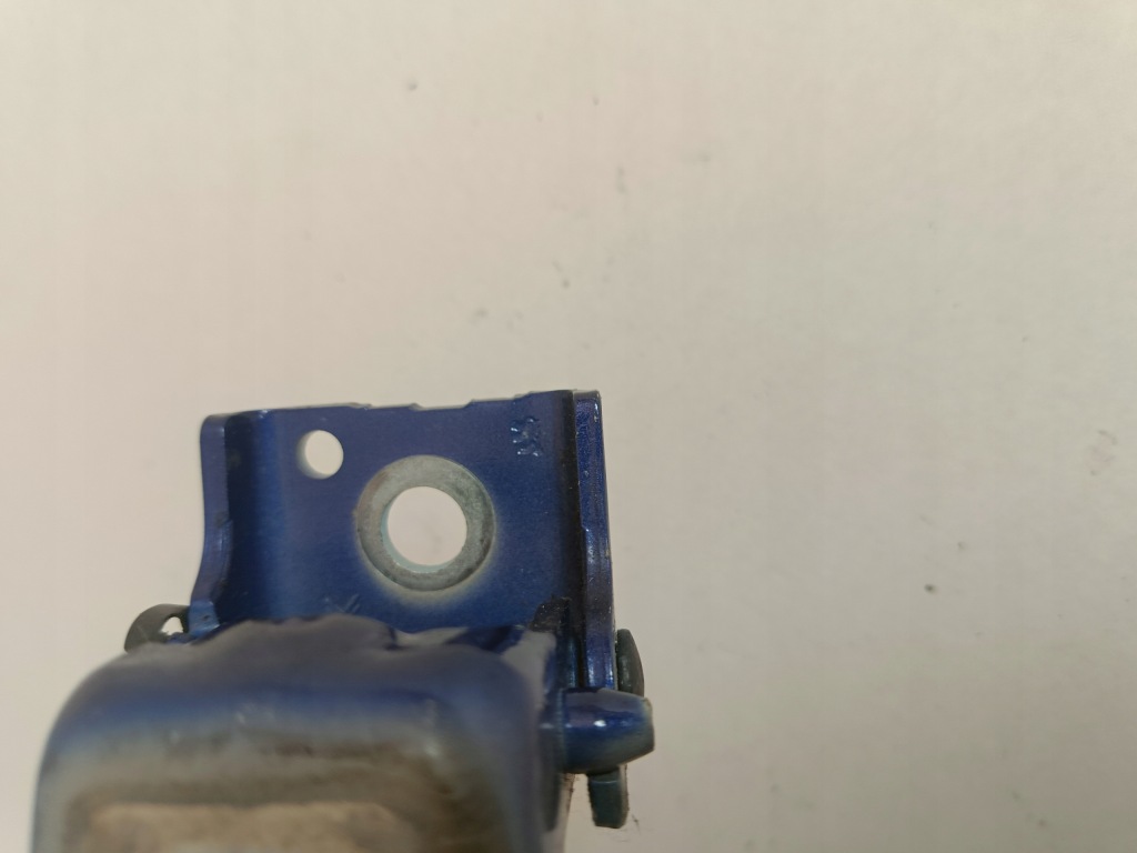 фото №4, Петлі двері перед правий комплект peugeot 2008 i