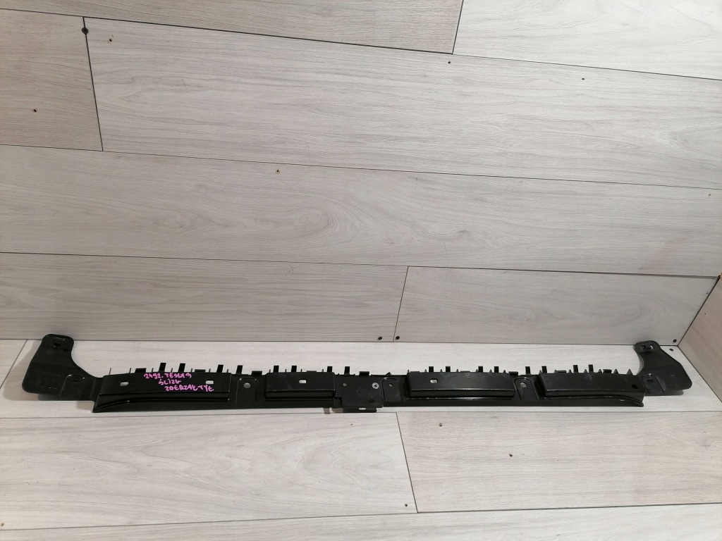 фото №1, Tesla 3 направляющая бампер задняя 1083994-00-g