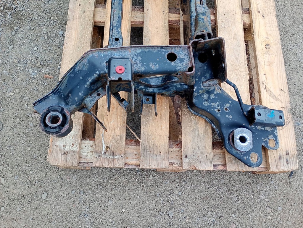 Підрамник підрамник балка підвіска заднього задні ford edge 2 3.6 2015- в Україні