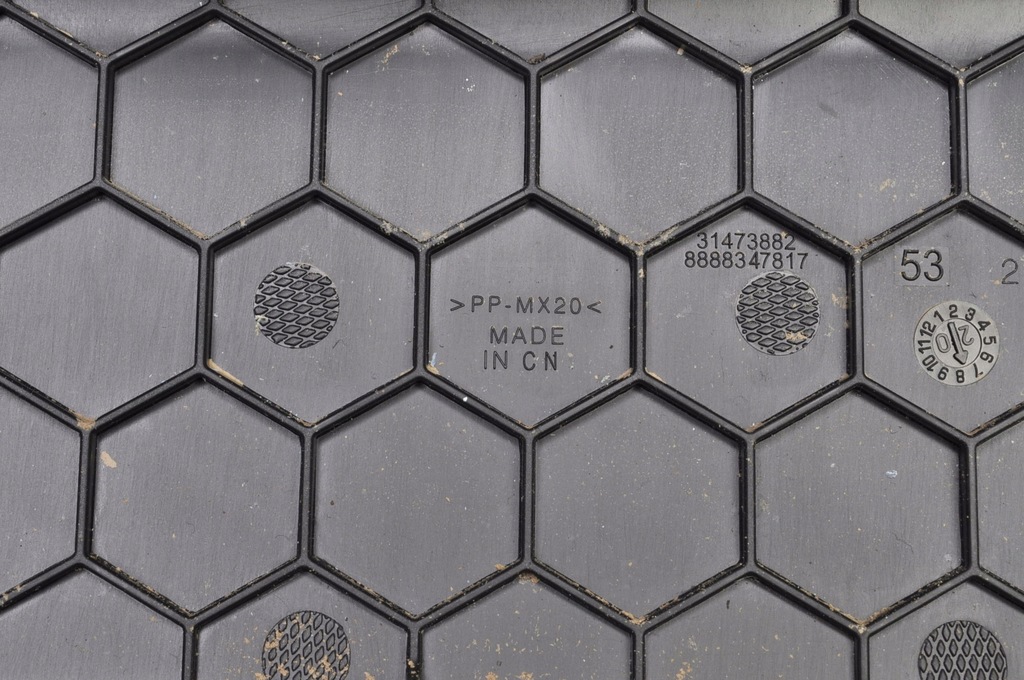 фото №12, Volvo xc40 коробка предохранителей 31473883 31473884