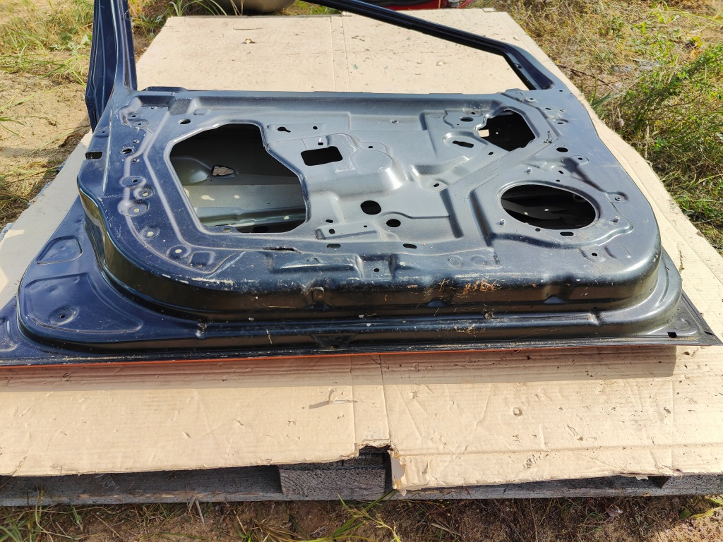 фото №9, Nissan micra k14 дверь передние правое