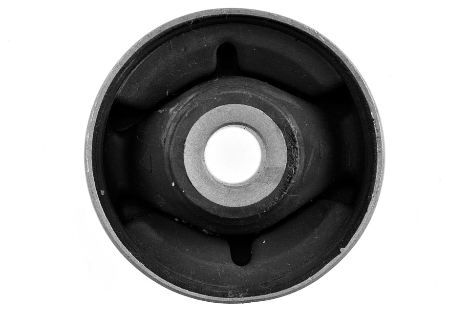 фото №8, Втулка міст диференціал dodge caliber 06- права