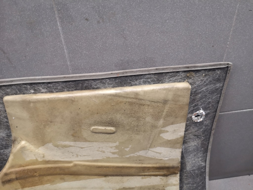 фото №13, Коврик велюр audi a8 d2 eu левый перед krem