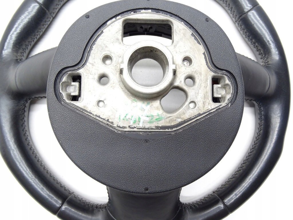 фото №11, Повітропровід шкіра multi мультифункція audi a3 8v 8v0419091a