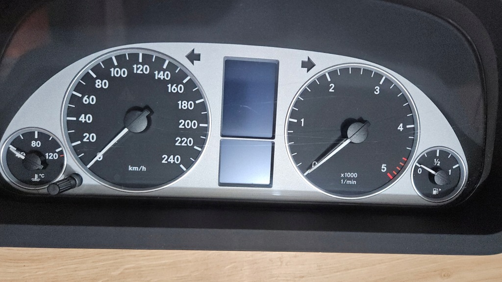 Панель mercedes b-klasa w245 a169 180 cdi a1695407647 Зі Шроту