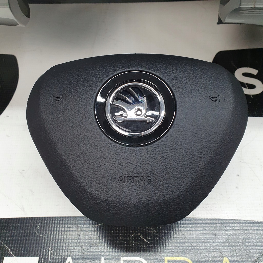 фото №6, Citigo приборная панель консоль подушки безопасности ремни подушка безопасности