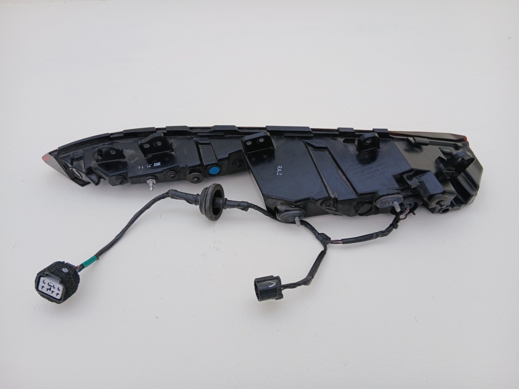 Kia ev6 ev-6 2021- фара задня права правий задні 92402-cv000 Недорого