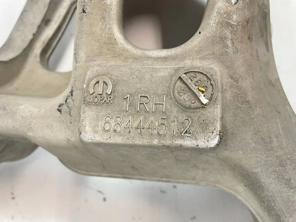 фото №7, Важіль передній нижній правий ram 1500 trx 21-24