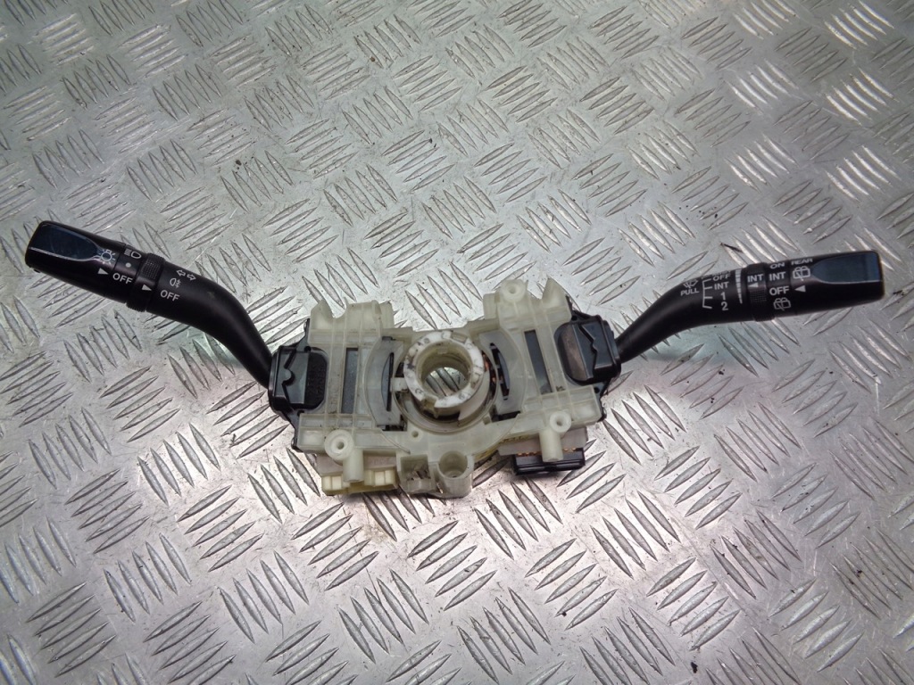 Купити Перемикач підрульовий світла mazda 6 gg 17e904