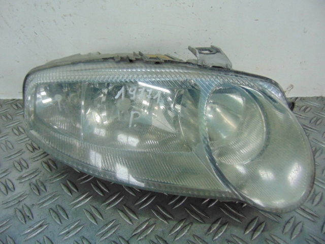 фото №1, Alfa romeo 147 фара правый