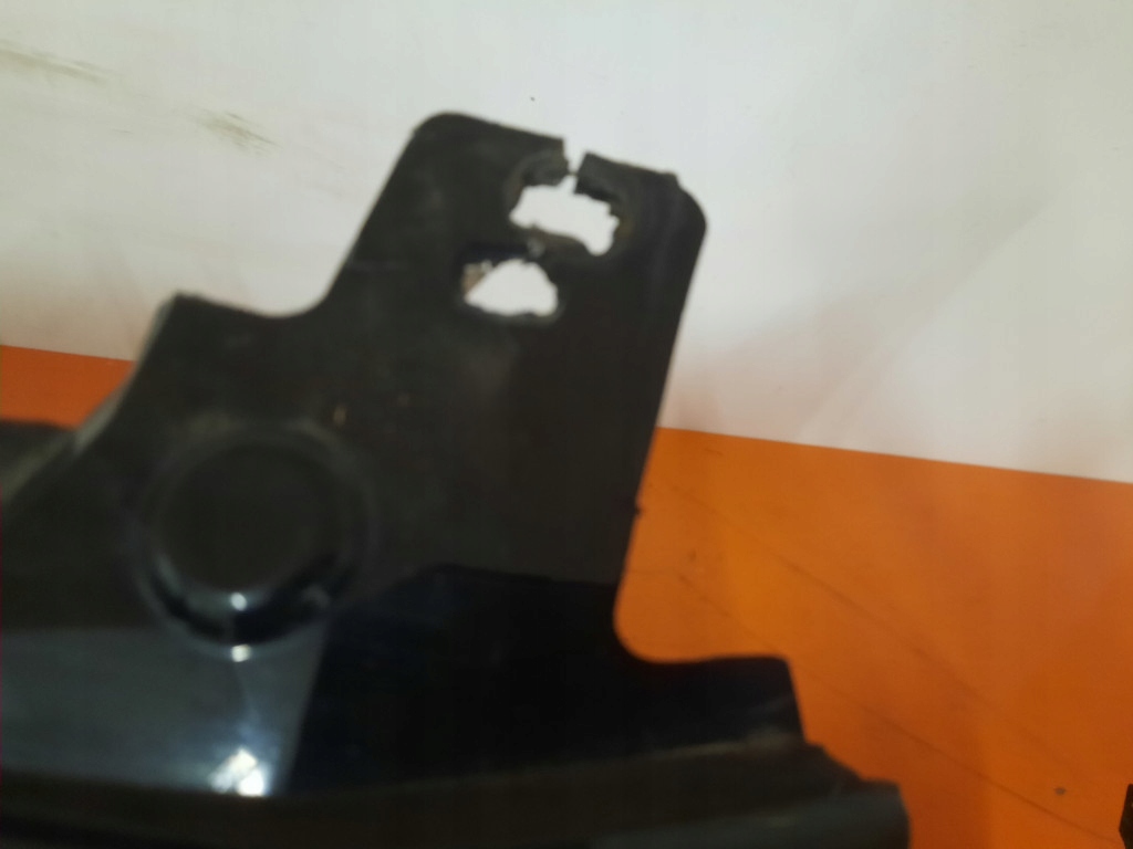 Peugeot 5008 бампер перед 9687444577 Доставка