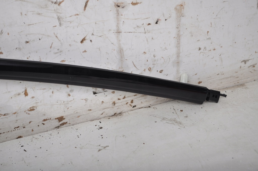 Bmw f44 gran купе молдинг дахова ліва 2021r 7483155 Доставка