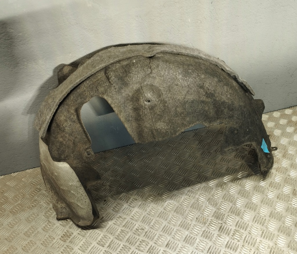 фото №1, Mercedes w205 подкрылок левый задняя