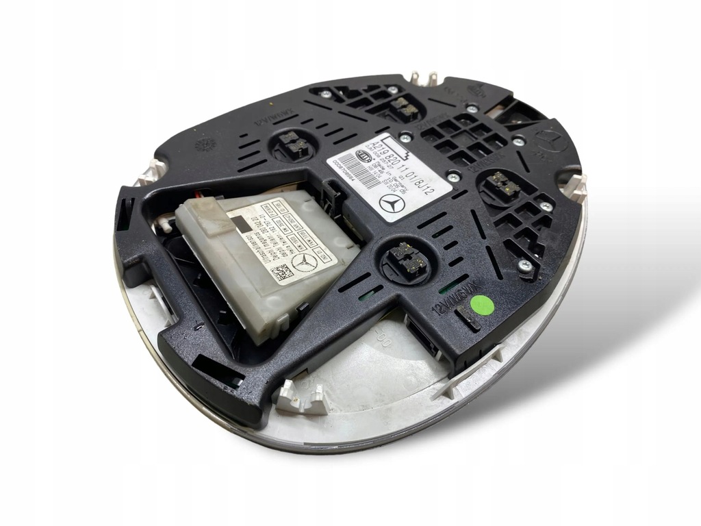 фото №10, Mercedes-benz cls c219 2005 лампа потолочный задняя a2198201101