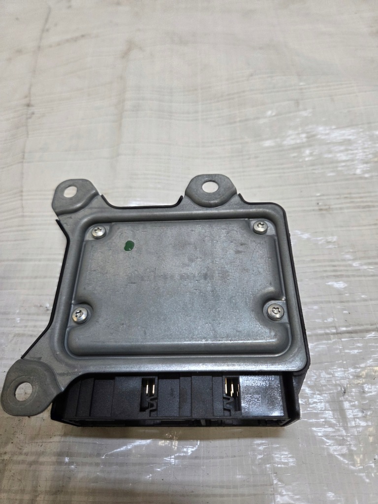 Модуль датчик подушка безопасности подушек opel crossland x 9825276280 с Разборки