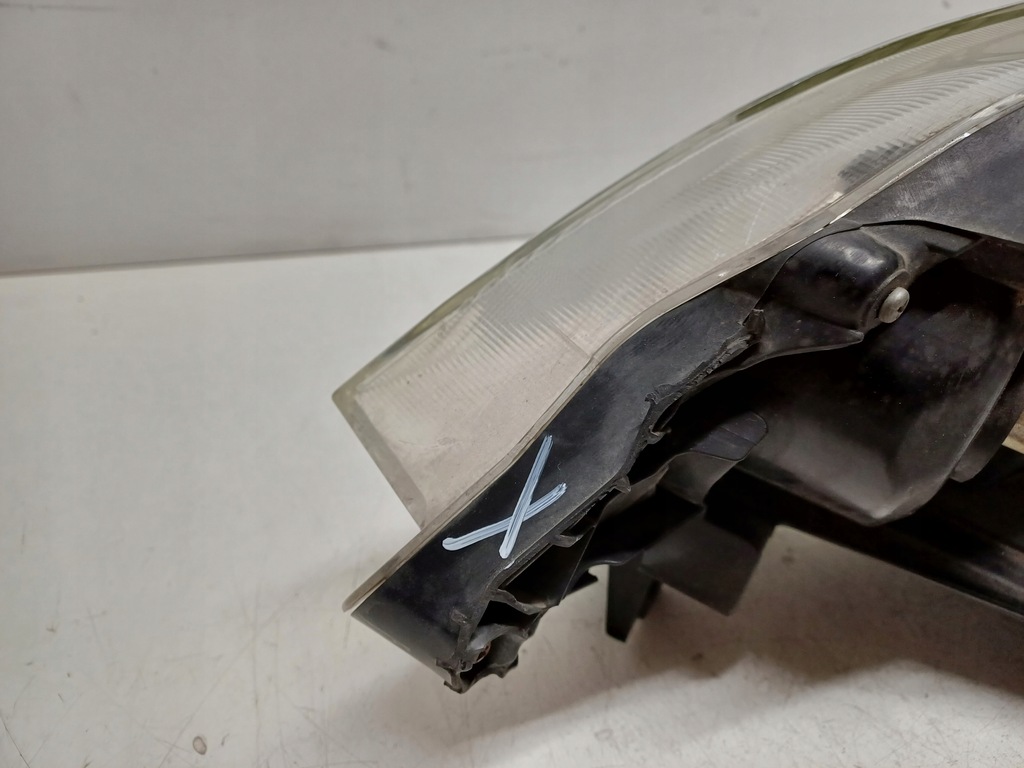 фото №14, Nissan nv200 09- лампа правая перед