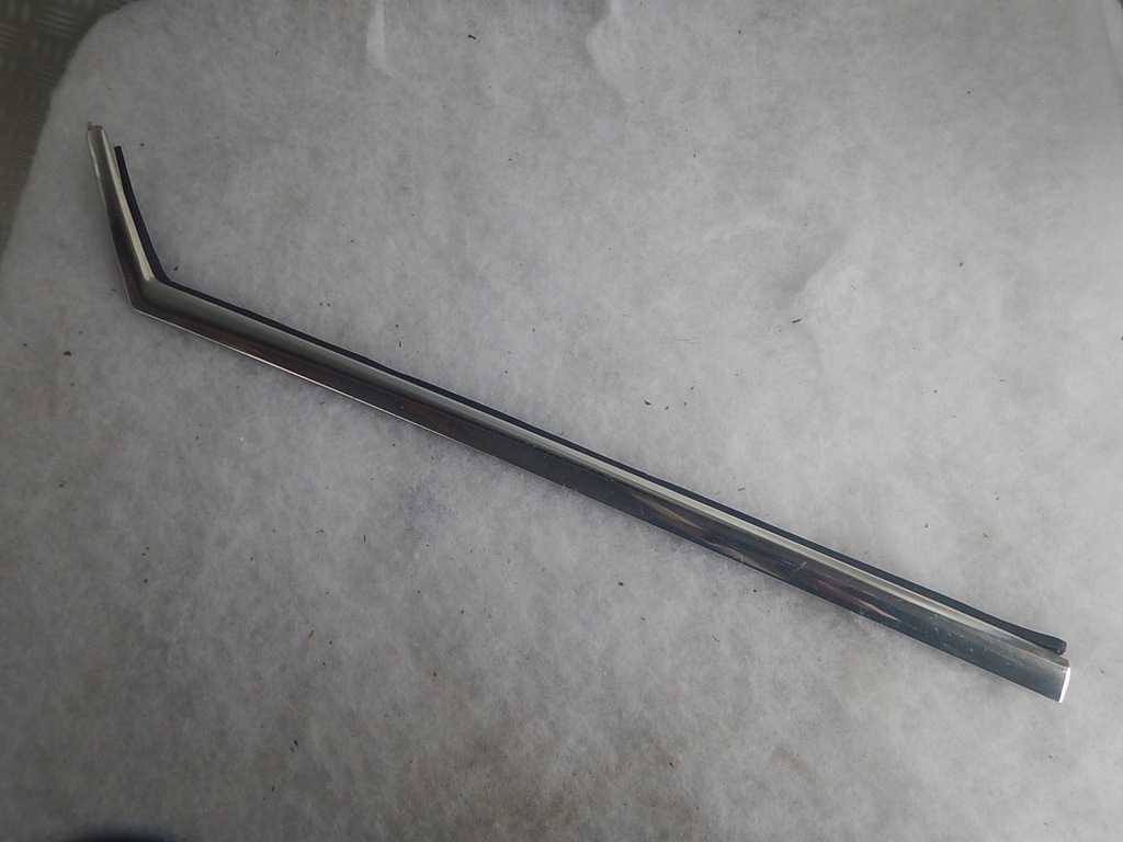 фото №1, Citroen c6 правая молдинг стекло задняя 9646289380