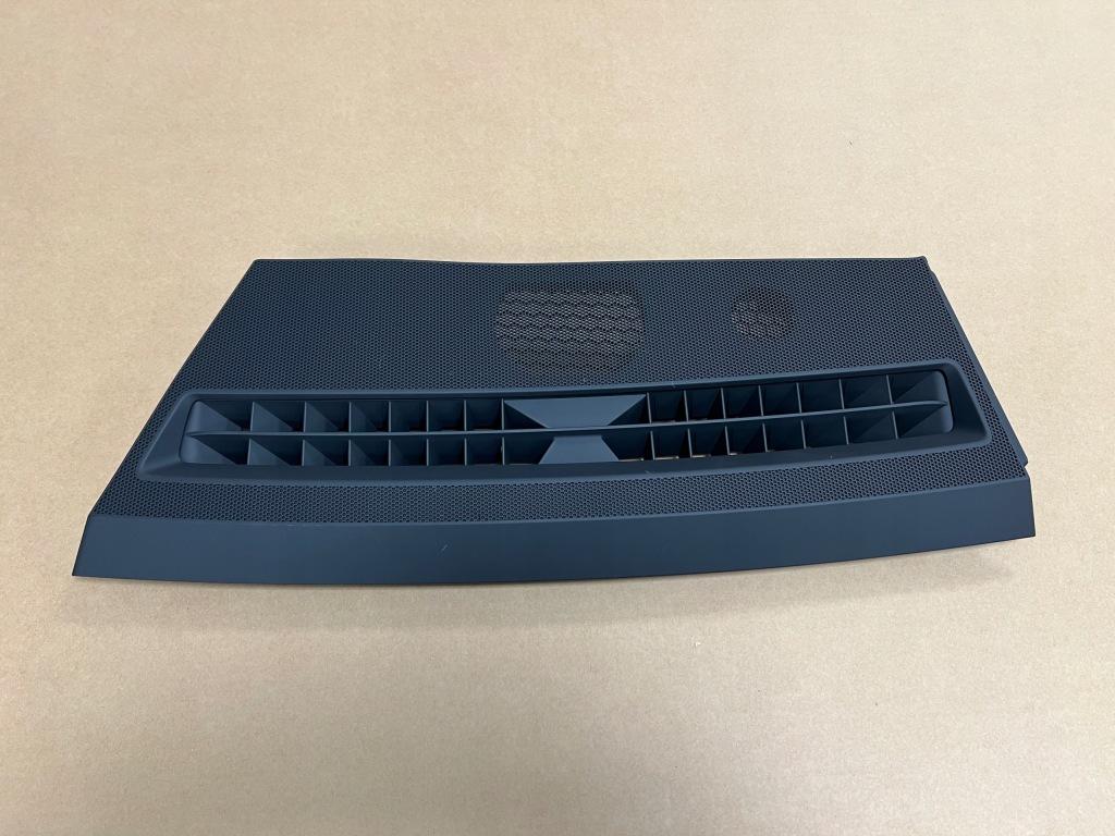 фото №1, Audi a6 a7 4k решётка панели 4k1819635c