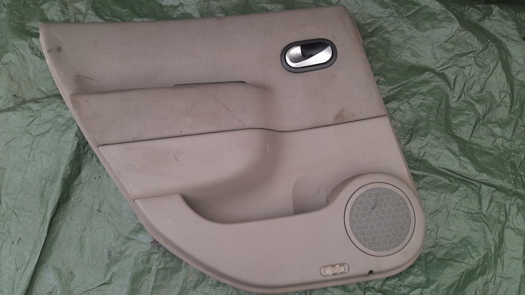 фото №2, Обшивка лівий задня 8200213377 renault scenic ii 2