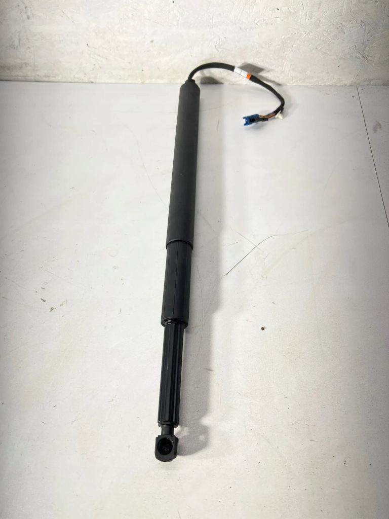 фото №1, Bmw 5 g30 g31 2018 амортизаторы