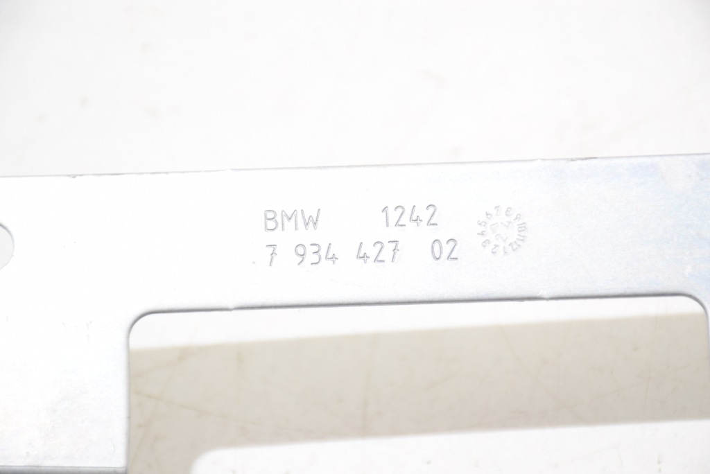 фото №12, Bmw g30 g11 g15 g05 g06 g07 n63b44d n63 кронштейн кронштейн проводка двигуна