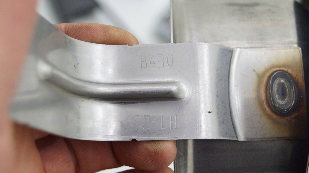 фото №4, Alfa romeo stelvio наконечник глушителя левая