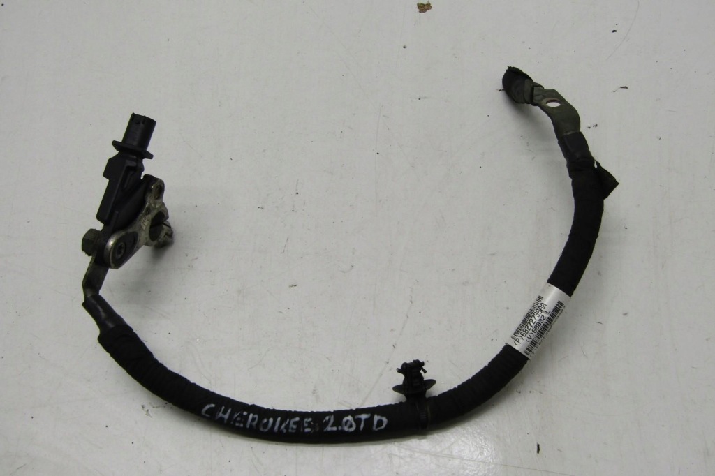 Купити Клема шланг акумулятор 2.0 multijet jeep cherokee 68272796aa