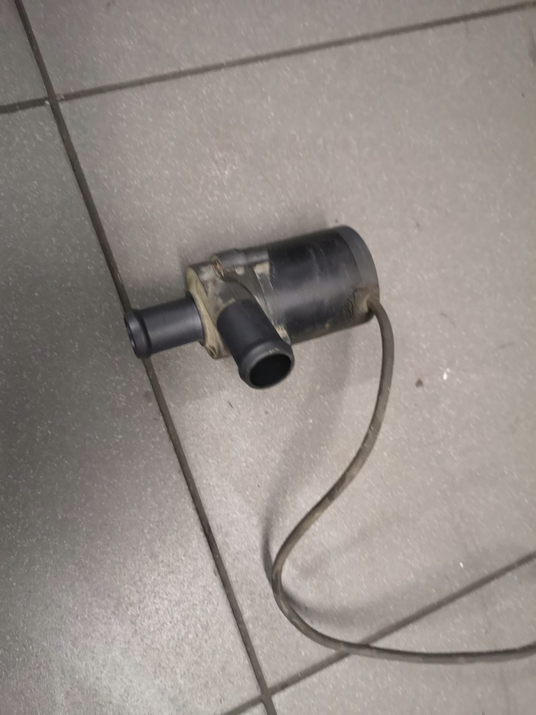 фото №5, Насос циркуляция dogrzewacza webasto vw phaeton