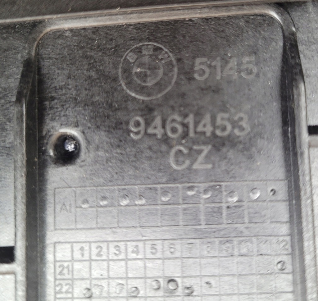 фото №11, Bmw x1 u11 22-24 панель приладів консоль + подушка безпеки пасажира