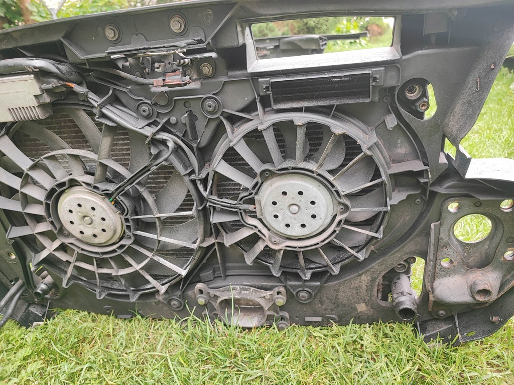 фото №8, Pas перед радіатор audi a6 c5 3.0 v6 asn комплект