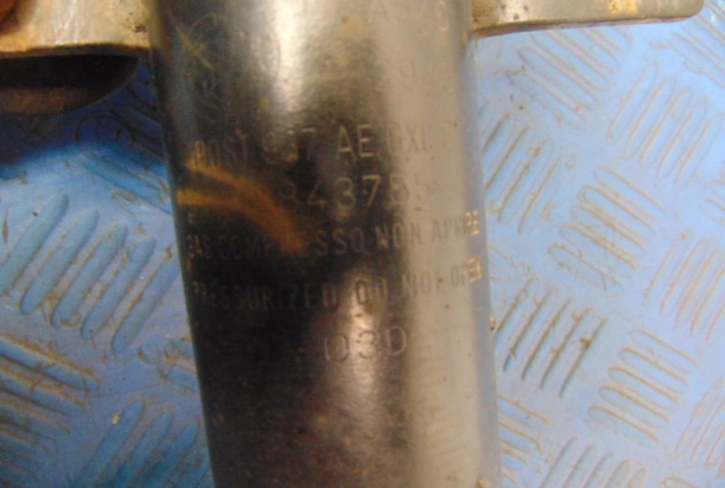 фото №6, Alfa romeo 147 1.9d амортизатор левый задняя