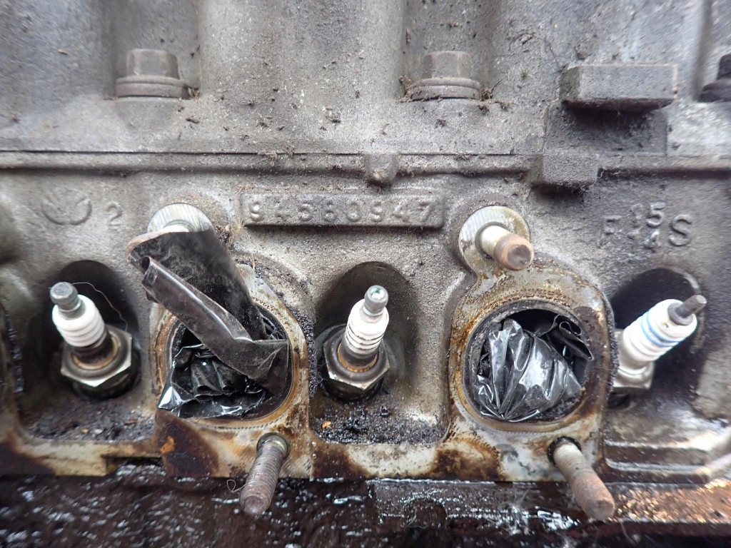 фото №6, Chevrolet aveo i t200 1,4 8v 61kw 82km f14s3 двигатель test измерение сжатие