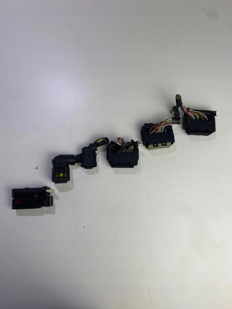 фото №5, Роз'єми штекер колодка блок керування двигуна bmw f20 f30 n13 1.6i