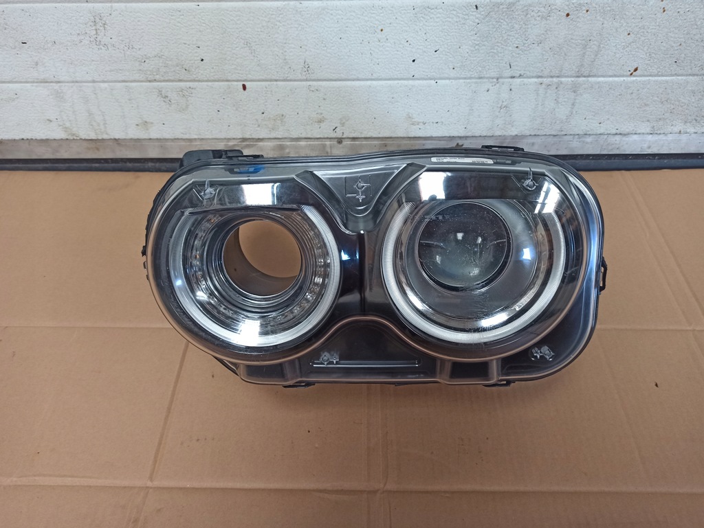 фото №1, Фара левый led dodge challenger 68174065-af