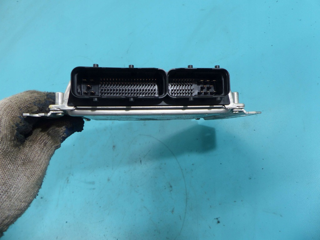 фото №10, Бортовой компьютер набор hyundai h1 39100-4a110 2.5 crdi