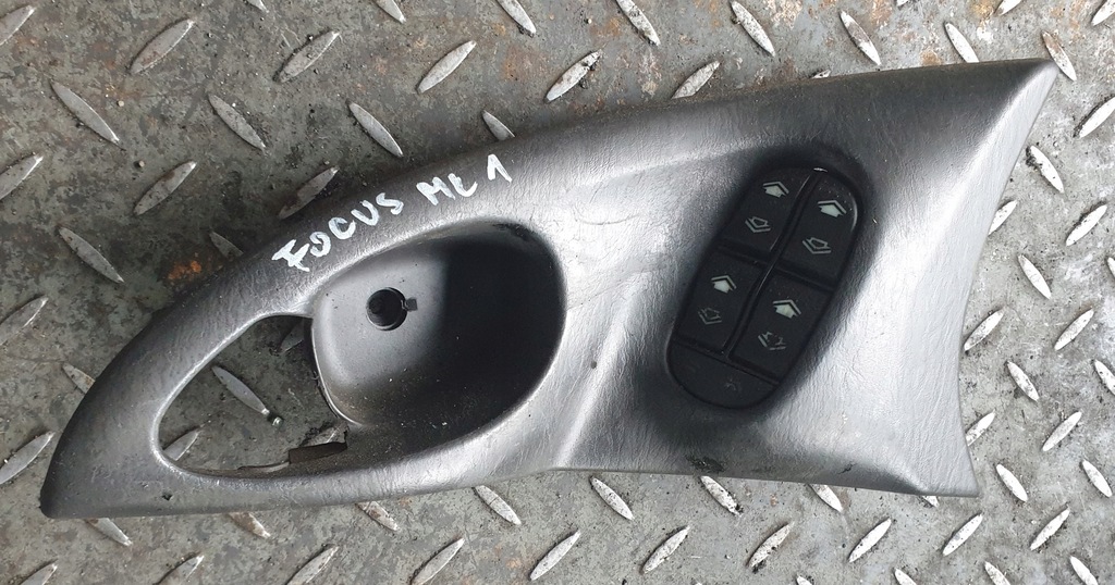 фото №1, Панель керування скла ford focus mk1