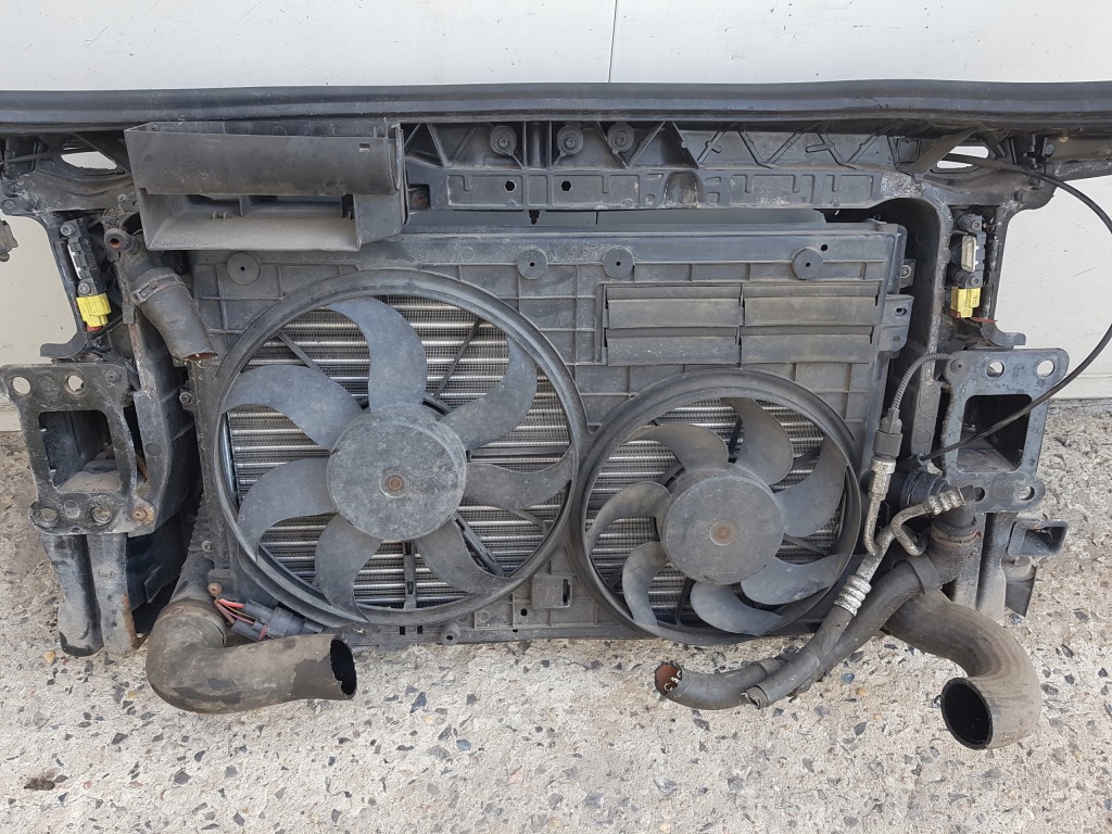 Audi a3 8p рестайлинг  08-12r 2.0 tdi ремень передний радиатор вентиляторы Оригинал