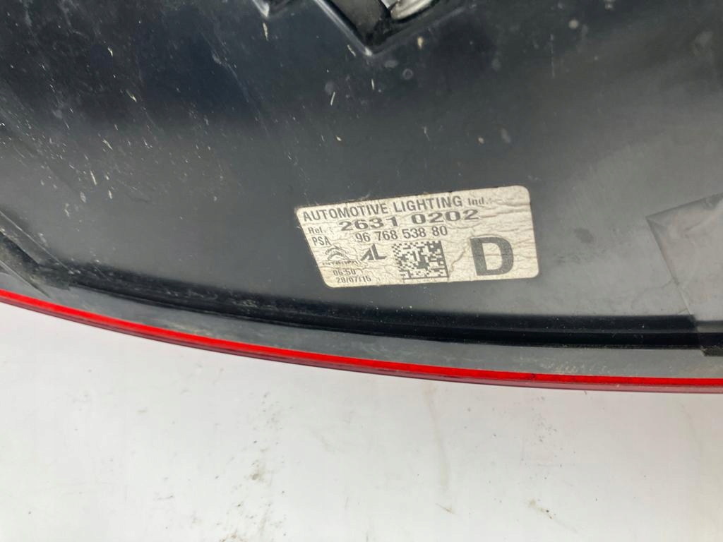 фото №15, Лампа правый задняя c4 grand picasso ii 9676853880