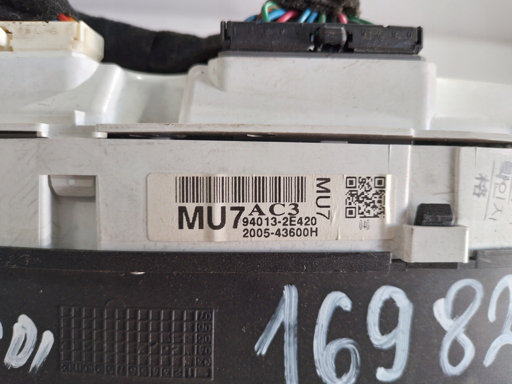 фото №7, Счетчик hyundai tucson i поцарапанный стекло 940132e420 200543600h all/w/4