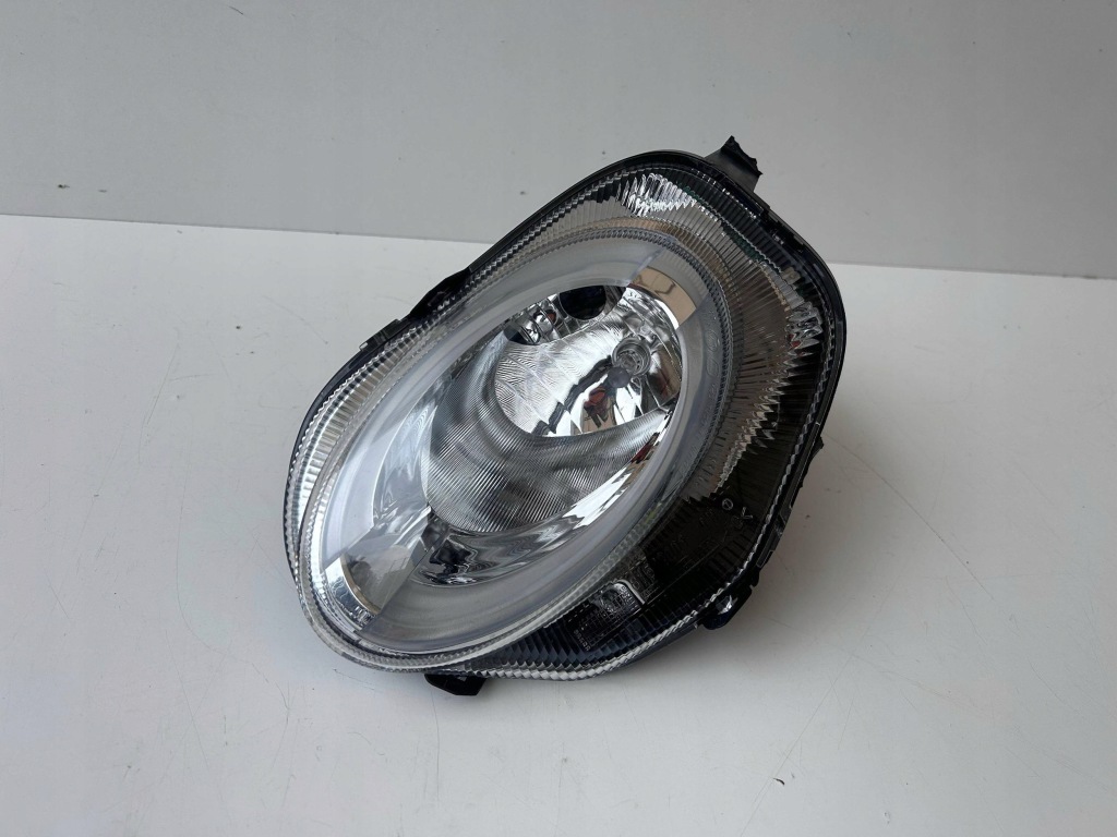 фото №1, Fiat 500 lift противотуманная фара левый 81540101 оригинал