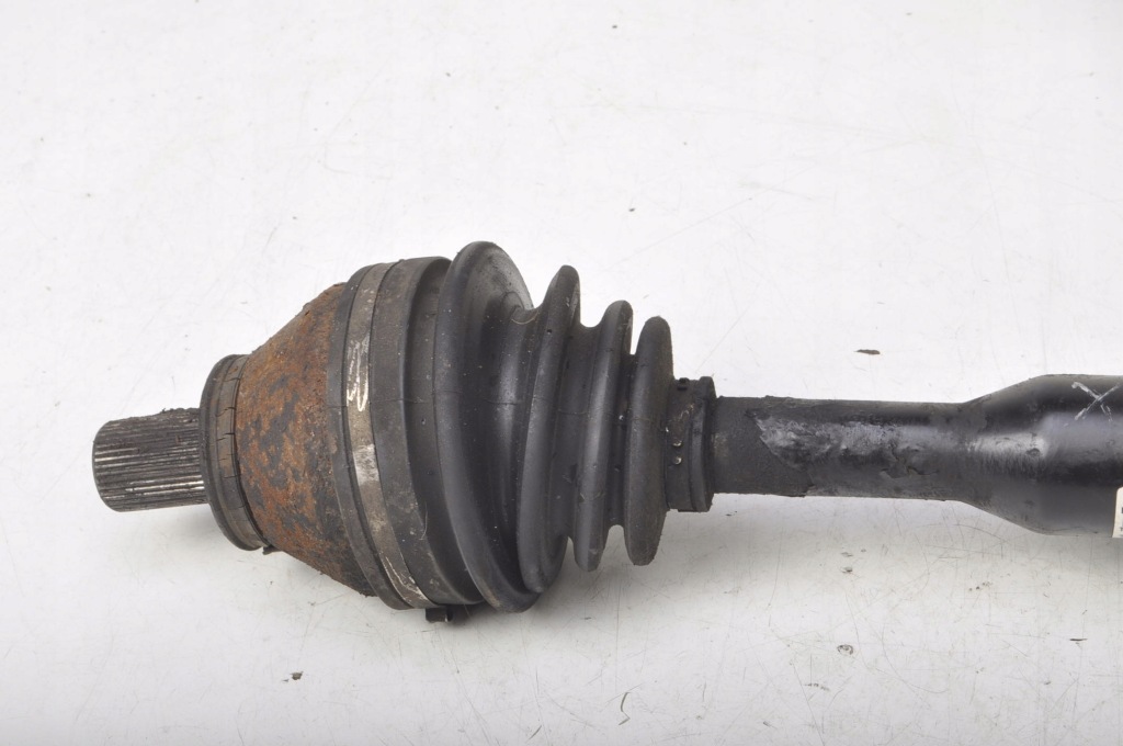 фото №2, Volvo xc60 2.4d приводной вал левая короткий 31325101