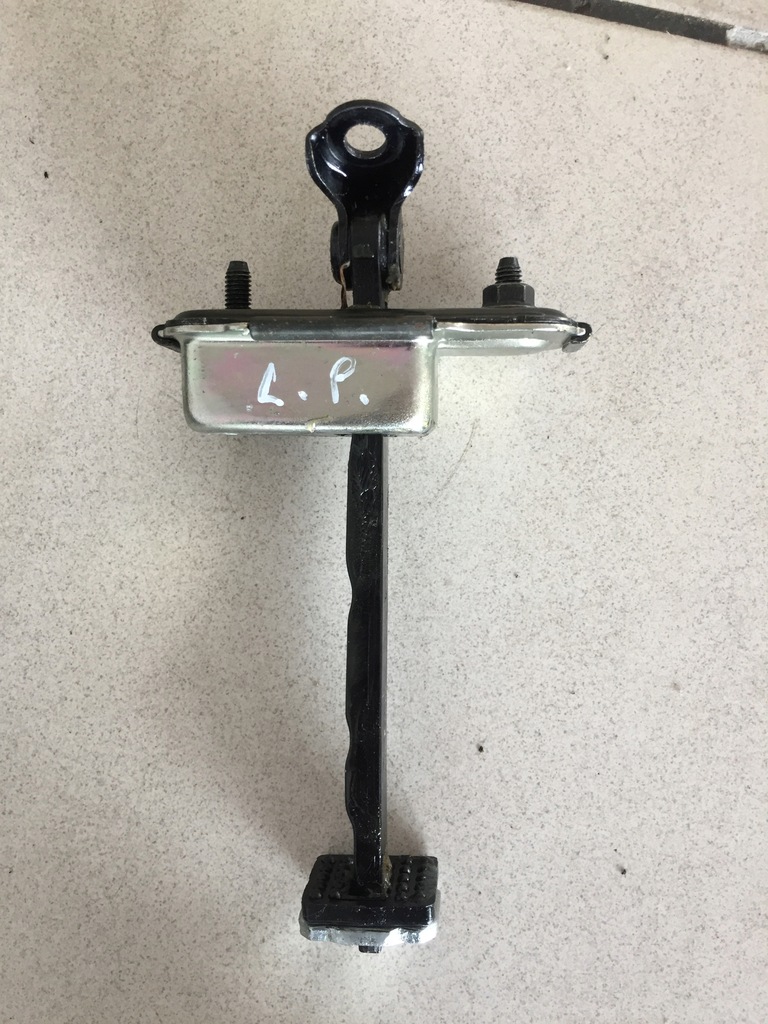 фото №1, Kia ceed iii 18- ограничитель дверь перед передний левый