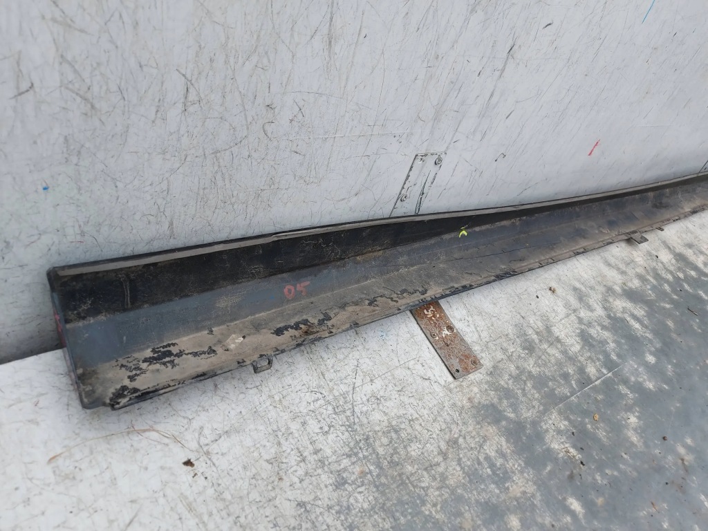 Audi a3 8v5 седан s-line ліва молдинг поріг накладка поріг Ціна