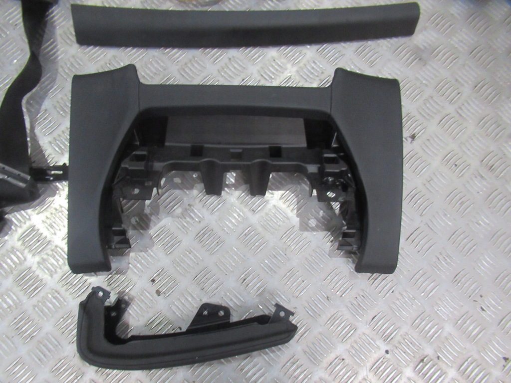 фото №10, Maserati levante приборная панель консоль ремни подушка безопасности кожа оригинал