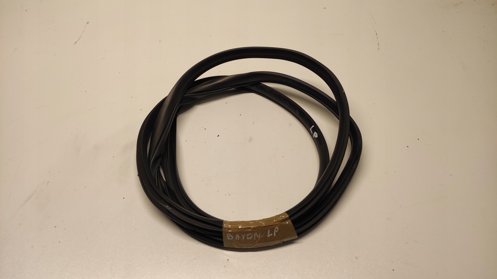 фото №1, Hyundai bayon прокладка двері кузовна ліва передня 21-24