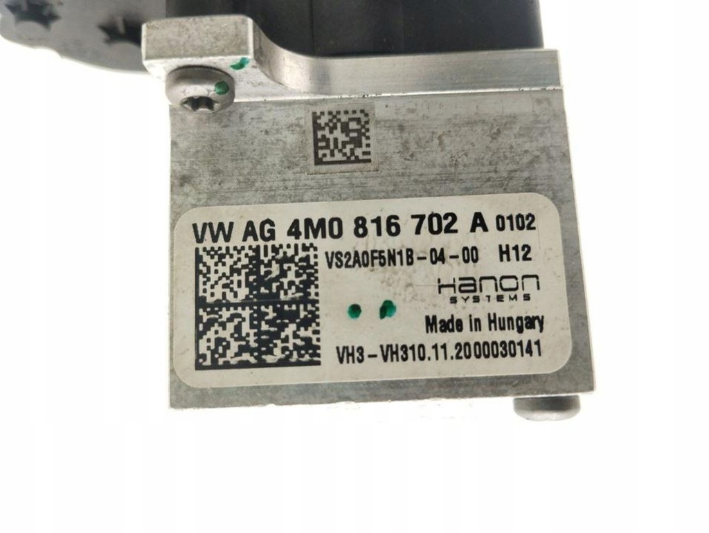 фото №7, Porsche taycan 9j1 2021 лічильник / спідометр 4m0816702a