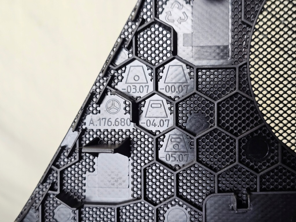 фото №5, Захист динаміка консолі сітка дисплей pdc mercedes w176 w117